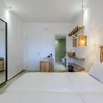 Jason ホテル 3*